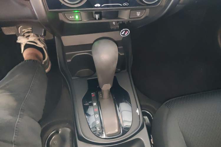 Used Honda City 2018 1.5L CVT Dynamic Edition Gear Lever