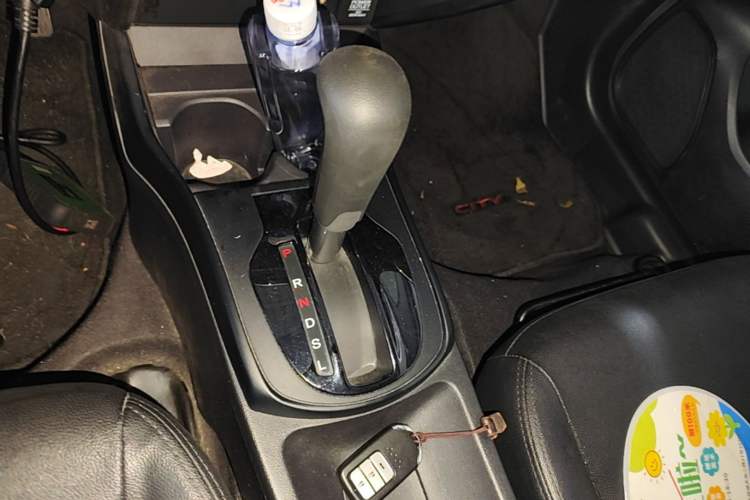 Used Honda City 2018 1.5L CVT Dynamic Edition Gear Lever