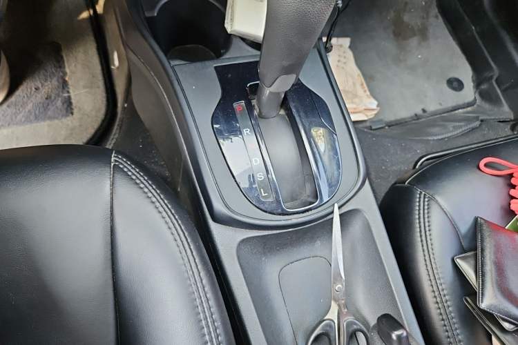 Used Honda City 2018 1.5L CVT Comfort Version Gear Lever