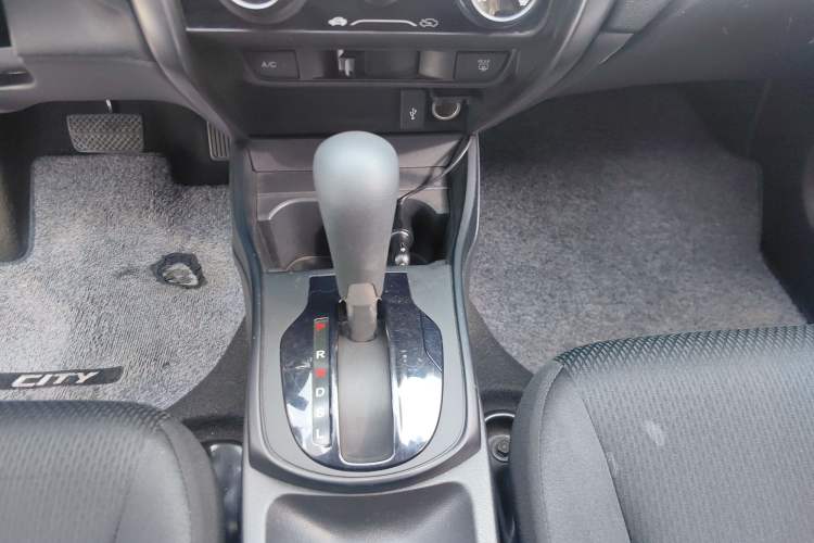 Used Honda City 2018 1.5L CVT Dynamic Edition Gear Lever