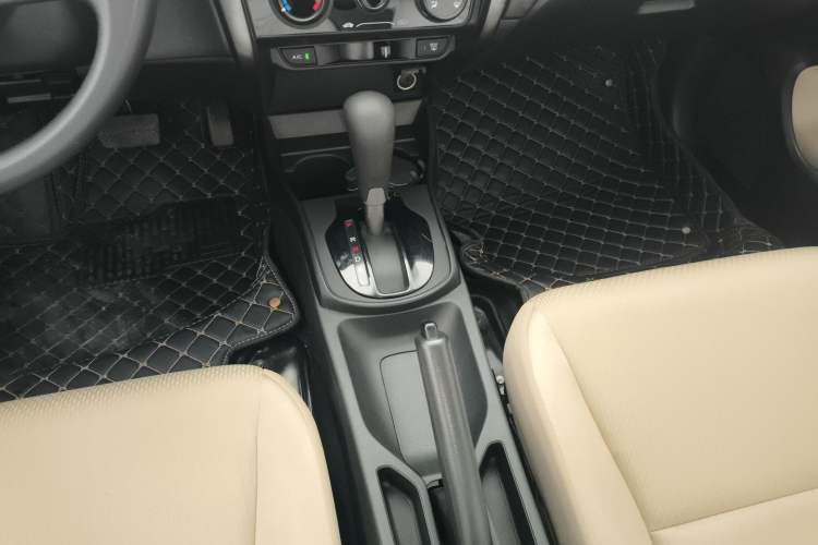 Used Honda City 2018 1.5L CVT Comfort Version Gear Lever