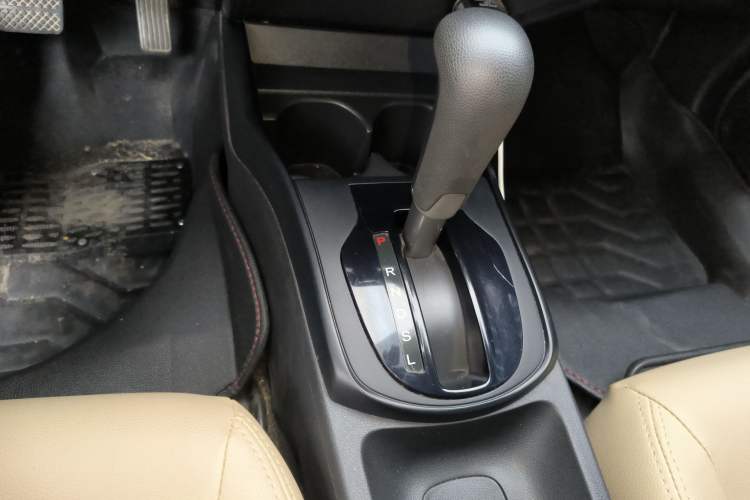 Used Honda City 2018 1.5L CVT Comfort Version Gear Lever