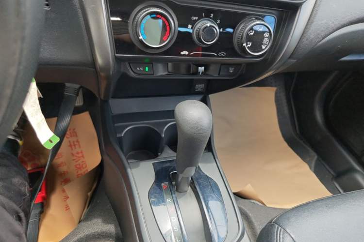 Used Honda City 2018 1.5L CVT Comfort Version Gear Lever