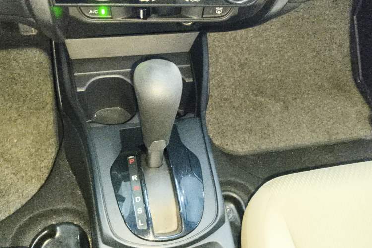 Used Honda City 2018 1.5L CVT Comfort Version Gear Lever