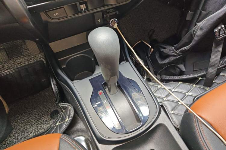 Used Honda City 2018 1.5L CVT Dynamic Edition Gear Lever