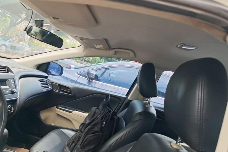 Used Honda City 2018 1.5L CVT Comfort Version Headliner