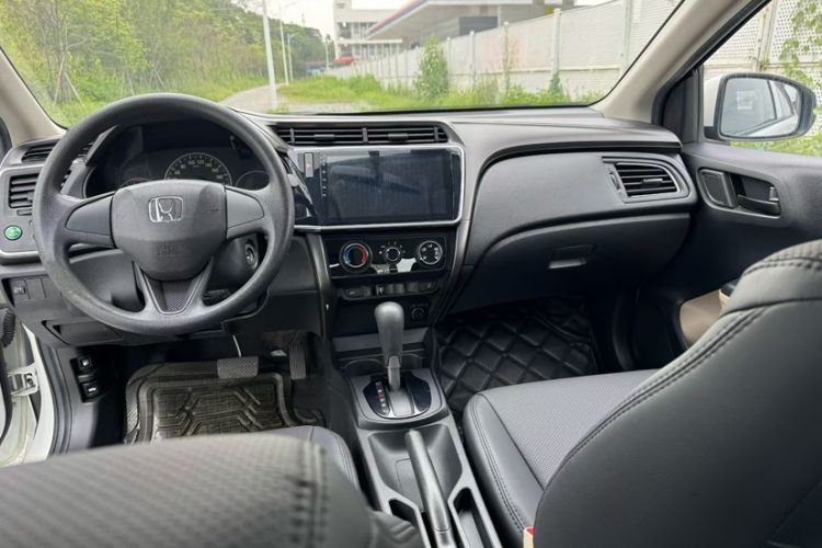 Used Honda City 2018 1.5L CVT Comfort Version Interior 2