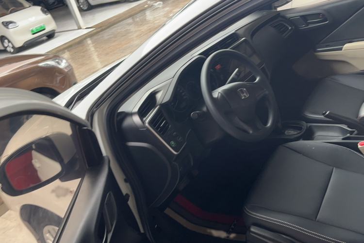 Used Honda City 2018 1.5L CVT Comfort Version Interior 2