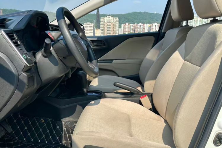 Used Honda City 2018 1.5L CVT Comfort Version Interior 2