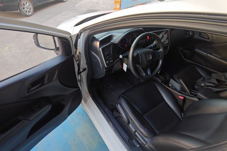 Used Honda City 2018 1.5L CVT Dynamic Edition Interior 3
