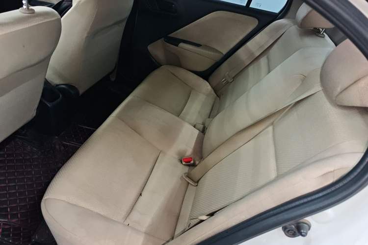 Used Honda City 2018 1.5L CVT Comfort Version Interior 4