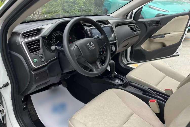 Used Honda City 2018 1.5L CVT Comfort Version Interior 5