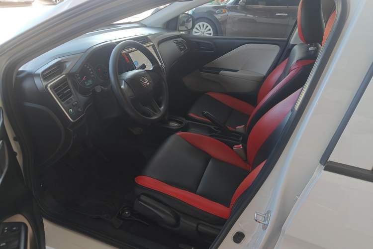 Used Honda City 2018 1.5L CVT Comfort Version Left Front Seat