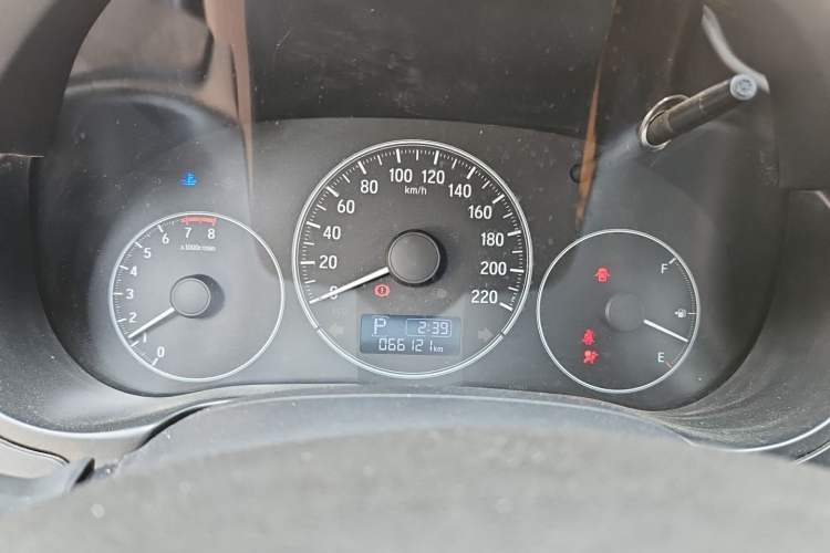 Used Honda City 2018 1.5L CVT Comfort Version Odometer Close Up