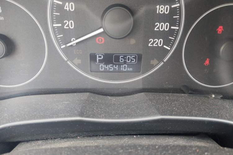 Used Honda City 2018 1.5L CVT Comfort Version Odometer Close Up
