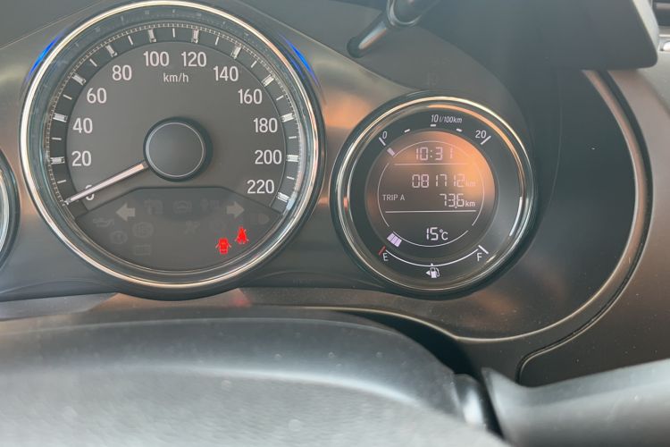 Used Honda City 2018 1.5L CVT Dynamic Edition Odometer Close Up