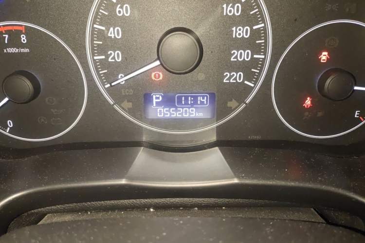 Used Honda City 2018 1.5L CVT Comfort Version Odometer Close Up