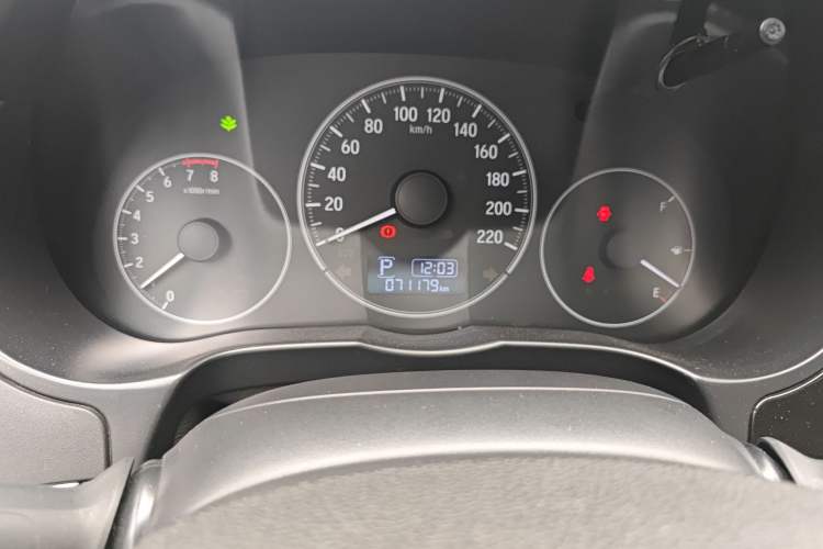 Used Honda City 2018 1.5L CVT Comfort Version Odometer Close Up