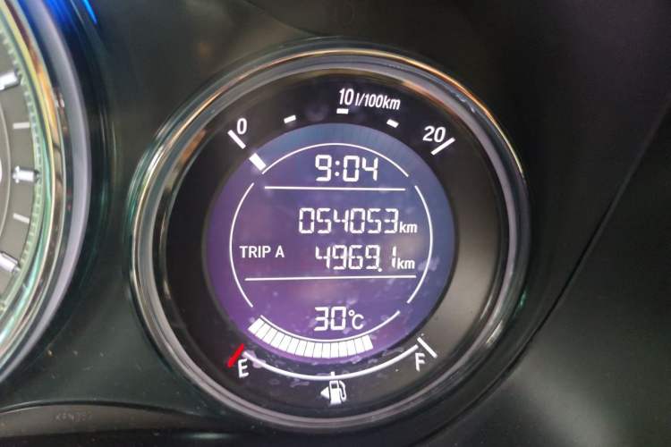 Used Honda City 2018 1.5L CVT Dynamic Edition Odometer Close Up