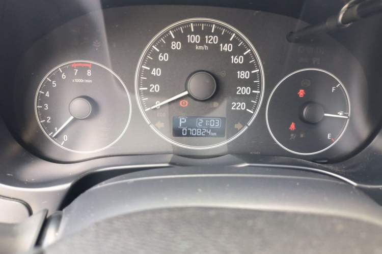 Used Honda City 2018 1.5L CVT Comfort Version Odometer Close Up