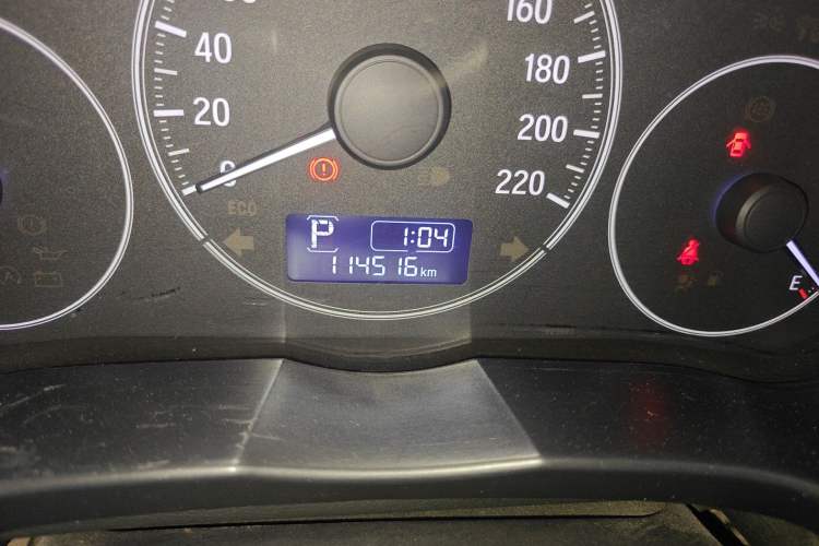 Used Honda City 2018 1.5L CVT Comfort Version Odometer Close Up