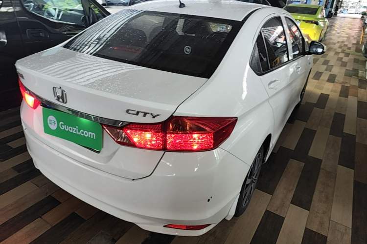 Used Honda City 2018 1.5L CVT Dynamic Edition Rear Right 45 Deg