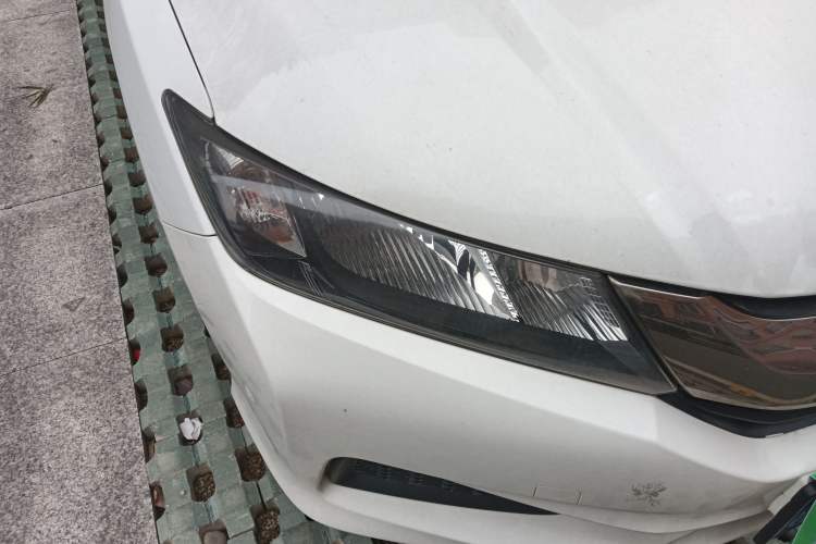 Used Honda City 2018 1.5L CVT Comfort Version Right Front Headlight
