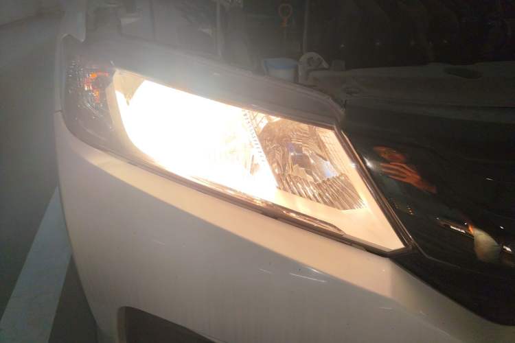 Used Honda City 2018 1.5L CVT Dynamic Edition Right Front Headlight
