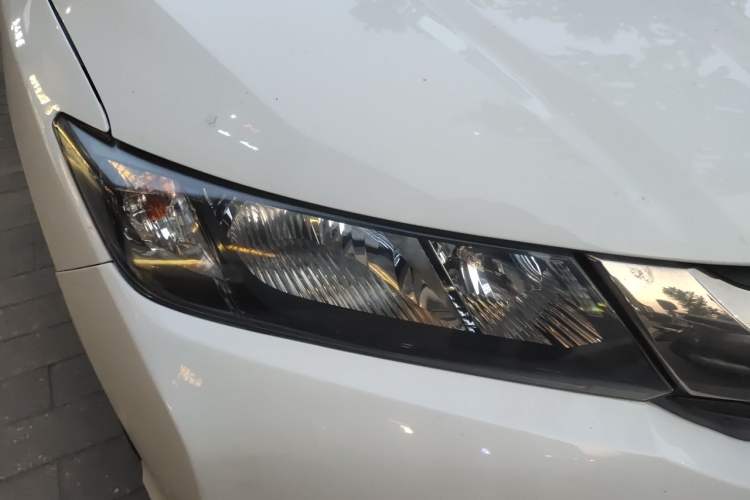 Used Honda City 2018 1.5L CVT Comfort Version Right Front Headlight