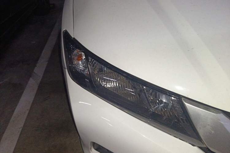 Used Honda City 2018 1.5L CVT Comfort Version Right Front Headlight