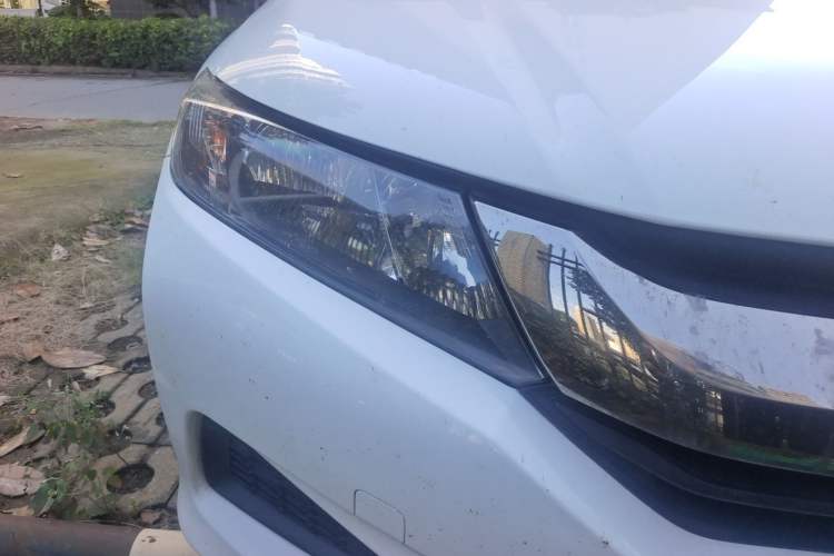 Used Honda City 2018 1.5L CVT Comfort Version Right Front Headlight