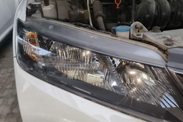 Used Honda City 2018 1.5L CVT Comfort Version Right Front Headlight