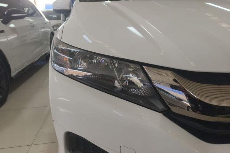 Used Honda City 2018 1.5L CVT Comfort Version Right Front Headlight