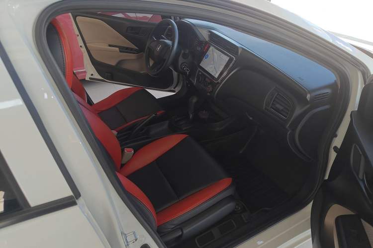Used Honda City 2018 1.5L CVT Comfort Version Right Front Seat