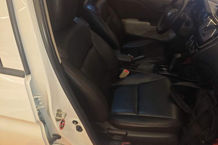 Used Honda City 2018 1.5L CVT Comfort Version Right Front Seat