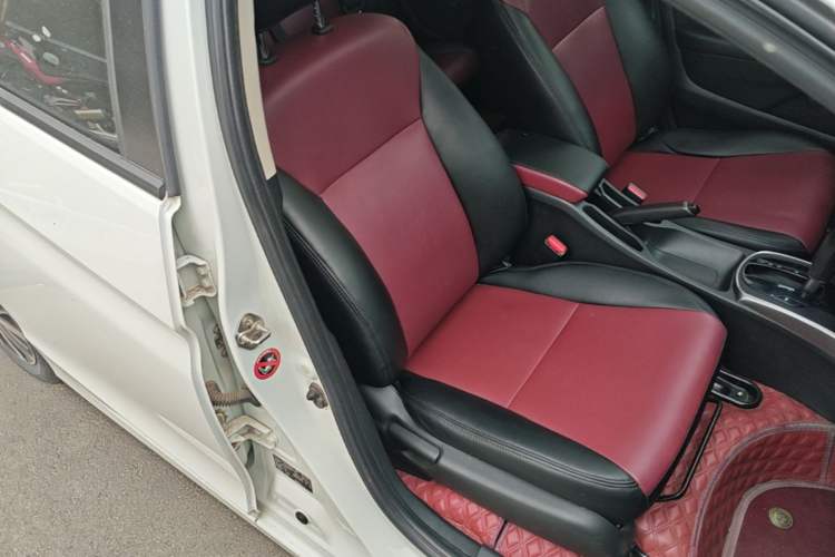 Used Honda City 2018 1.5L CVT Dynamic Pro Edition Right Front Seat