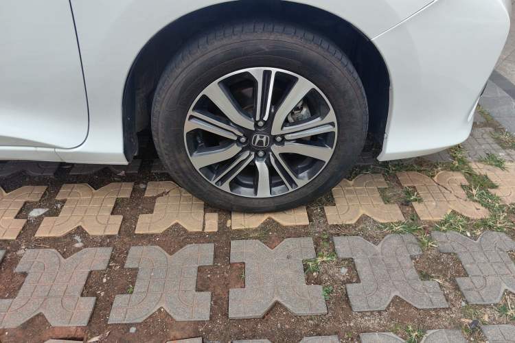 Used Honda City 2018 1.5L CVT Dynamic Edition Right Front Wheel Hub