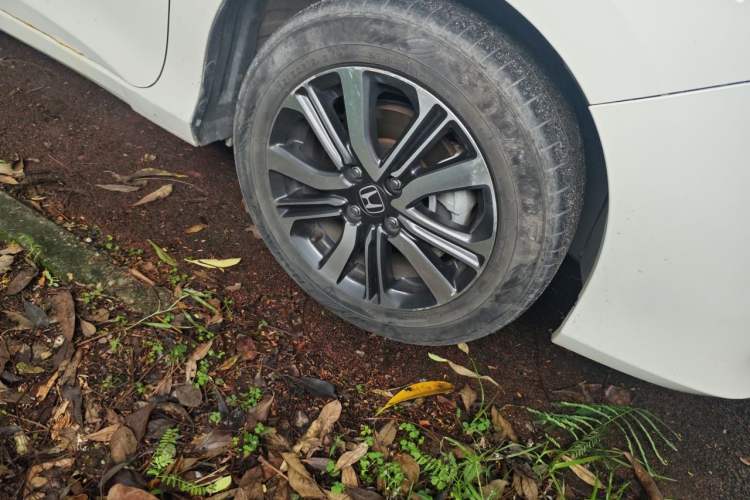 Used Honda City 2018 1.5L CVT Dynamic Edition Right Front Wheel Hub