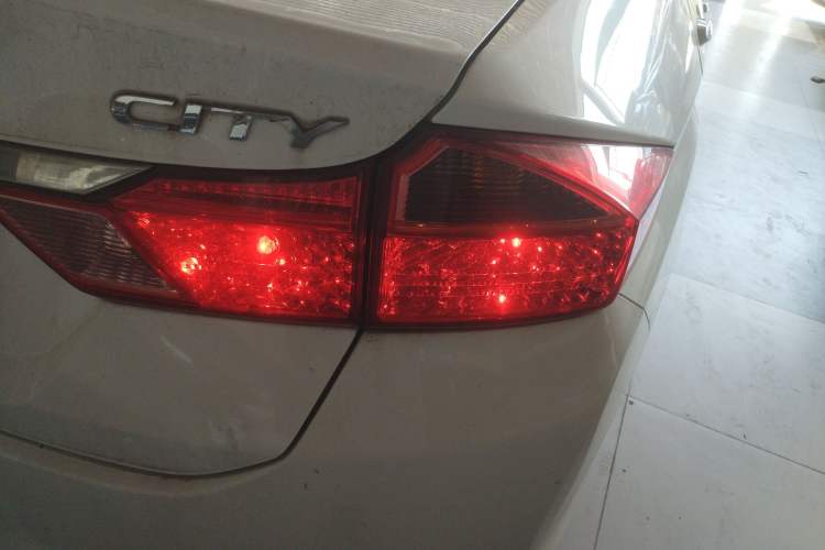 Used Honda City 2018 1.5L CVT Comfort Version Right Rear Taillight