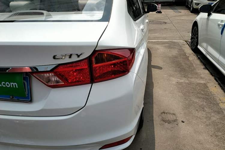 Used Honda City 2018 1.5L CVT Comfort Version Right Rear Taillight