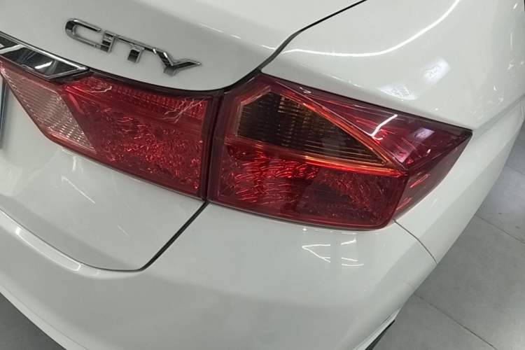 Used Honda City 2018 1.5L CVT Comfort Version Right Rear Taillight