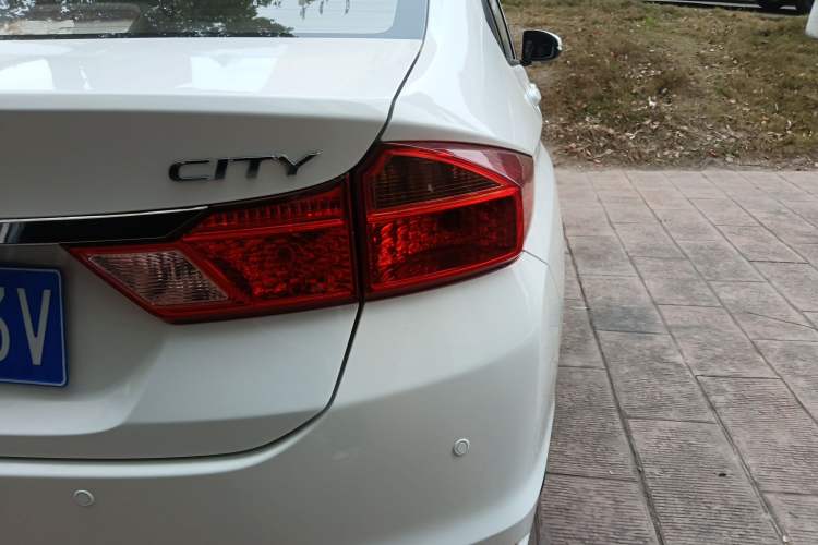 Used Honda City 2018 1.5L CVT Comfort Version Right Rear Taillight