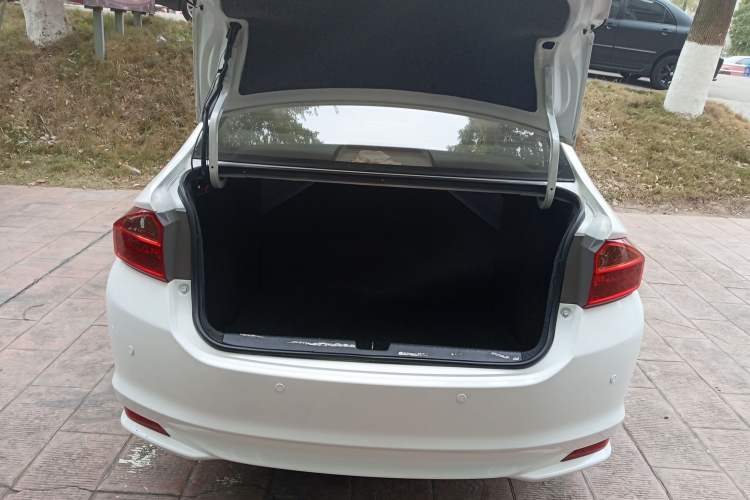 Used Honda City 2018 1.5L CVT Comfort Version Trunk