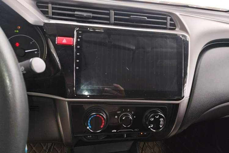 Used Honda City 2019 1.5L CVT Comfort Version Audio And AC Panel