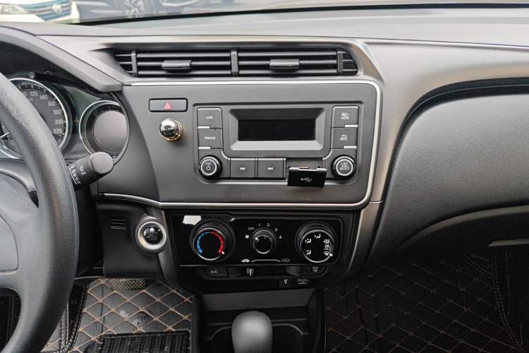 Used Honda City 2019 1.5L CVT Dynamic Edition Audio And AC Panel