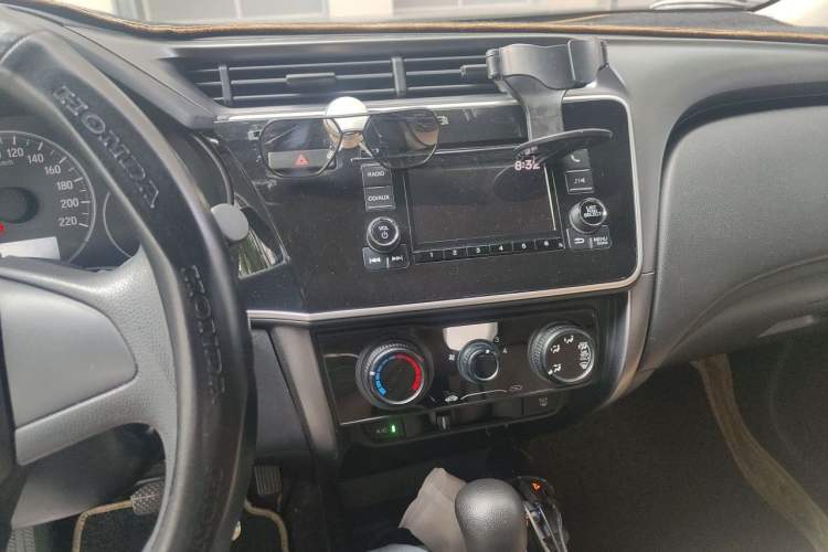 Used Honda City 2019 1.5L CVT Comfort Version Audio And AC Panel