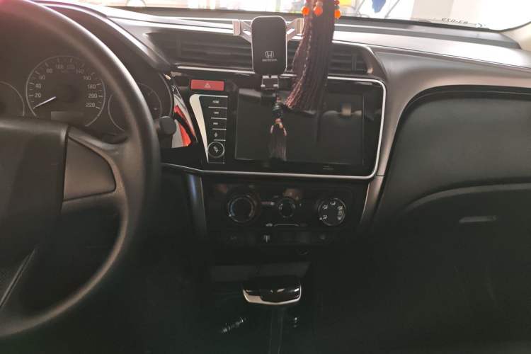 Used Honda City 2019 1.5L CVT Comfort Version Audio And AC Panel