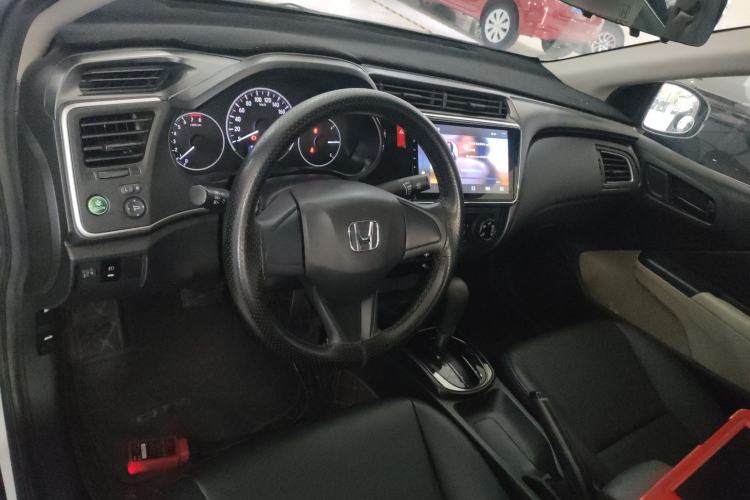 Used Honda City 2019 1.5L CVT Comfort Version Center Console