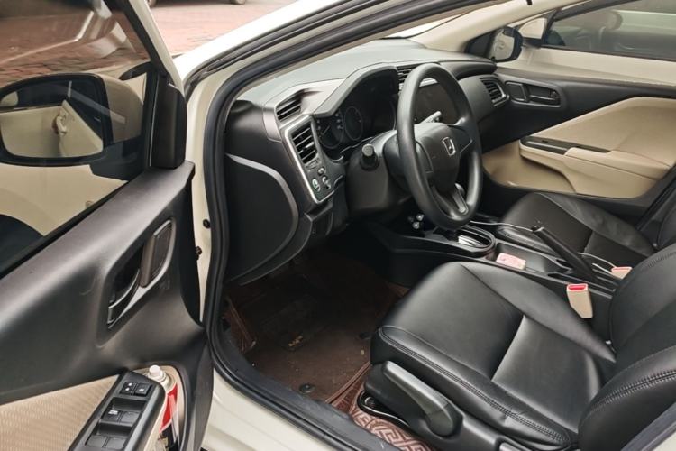 Used Honda City 2019 1.5L CVT Comfort Version Driver Seat