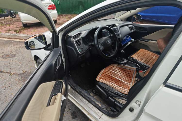 Used Honda City 2019 1.5L CVT Comfort Version Driver Seat